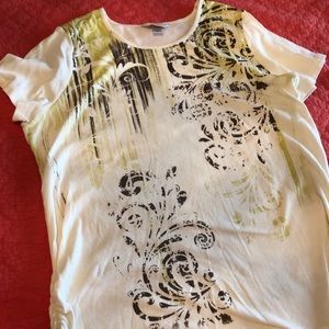 Used, great condition CJ Banks tee